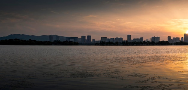 Cintura del paesaggio urbano del lago Jinji Wuxi Jiangsu Cina