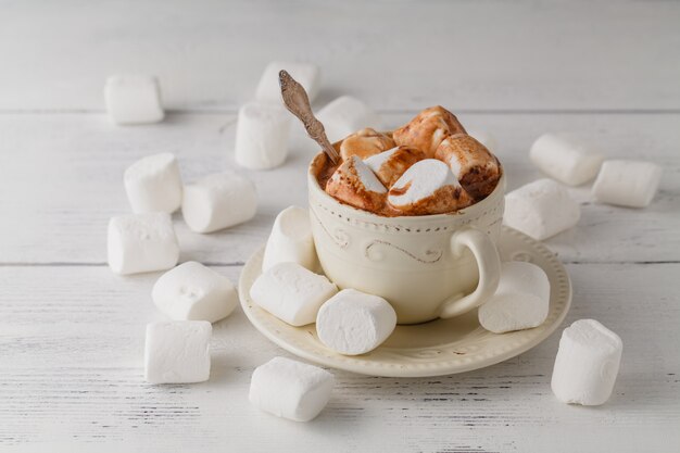 Cioccolata calda con marshmallow