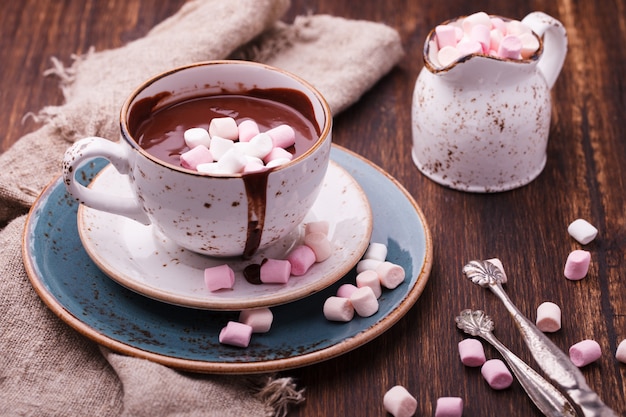 Cioccolata calda con marshmallow