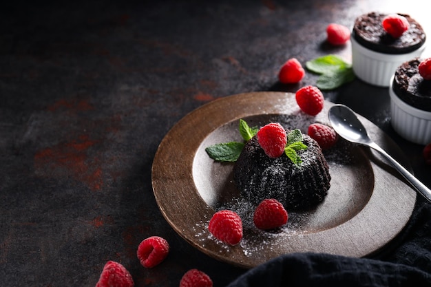 Cioccolato fondant concetto di delizioso cibo dolce