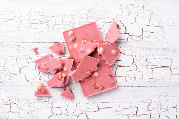 Cioccolato rosa o rubino, cibo alla moda