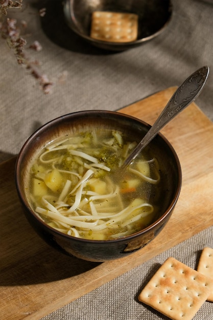 Ciotola di zuppa di verdure fatta in casa