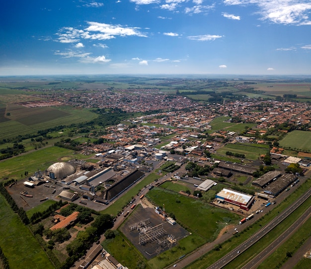 Città aerea del paesaggio (Orlandia - Sao Paulo - Brasile).