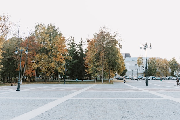 Città autunno parco con bel tempo soleggiato