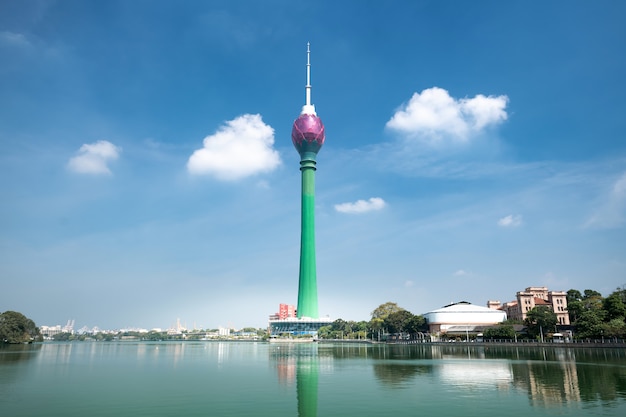 Città di Colombo e Lotus tower a Colombo, Sri Lanka