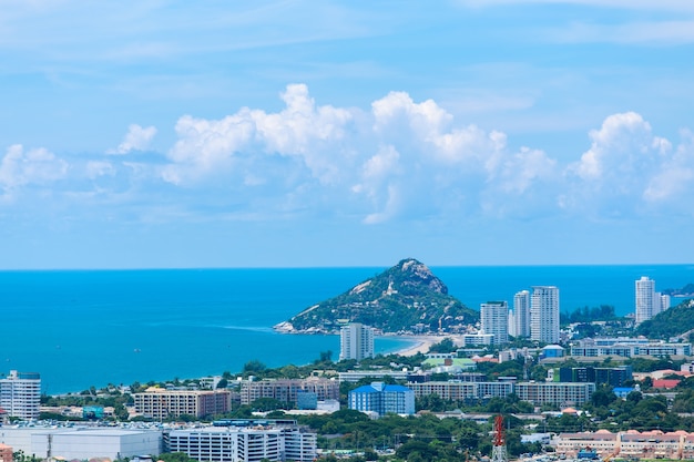 Città di Hua Hin da punto panoramico al fuoco del lek di Hin moutain, Hua Hin, Tailandia