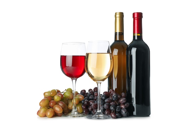 Close-up di bottiglia e bicchieri di vino