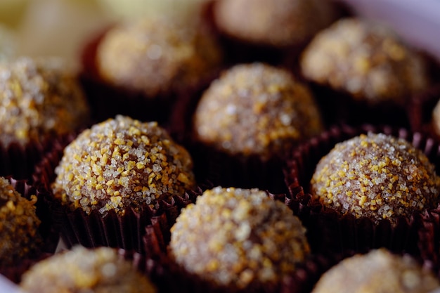 Close-up di praline con arance