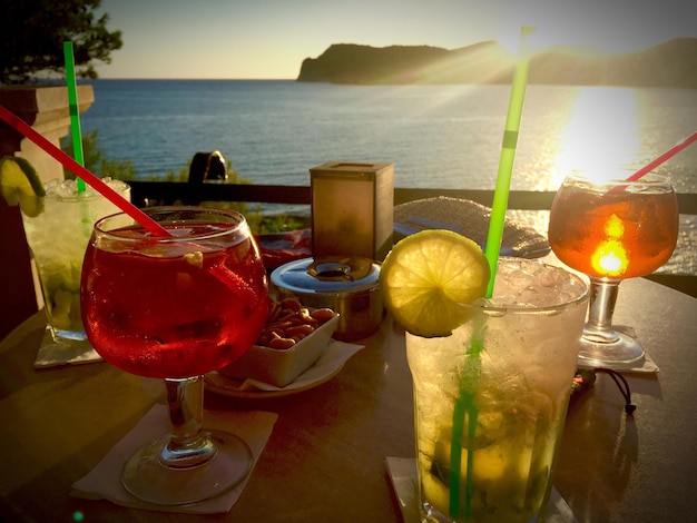 Close-up di un drink in un ristorante