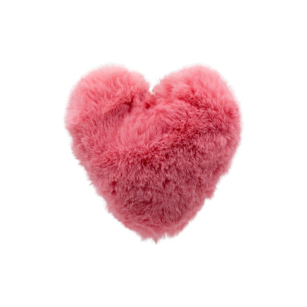 Close-up di un morbido cuscino a forma di cuore su uno sfondo bianco