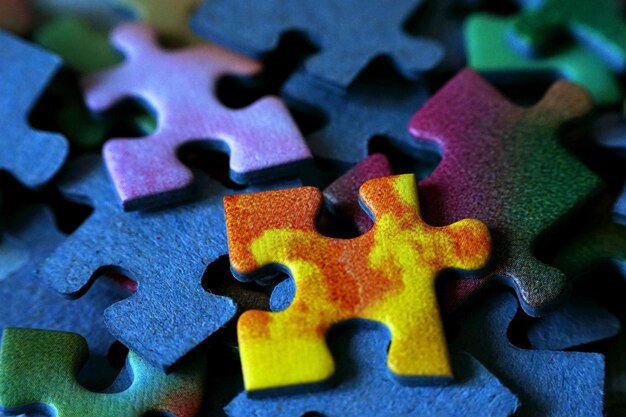 Close-up di un puzzle multicolore