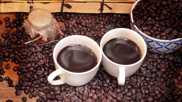 Close-up di una tazza di caffè sul tavolo