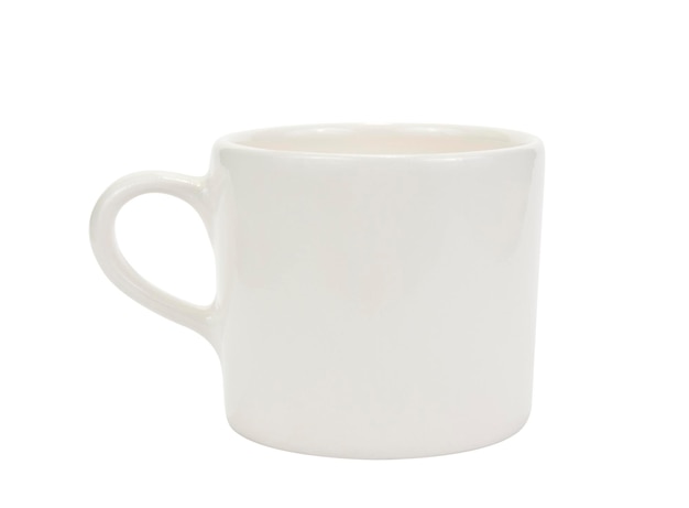 Close-up di una tazza di caffè sullo sfondo bianco
