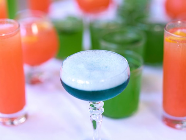 Cocktail colorati a una celebrazione