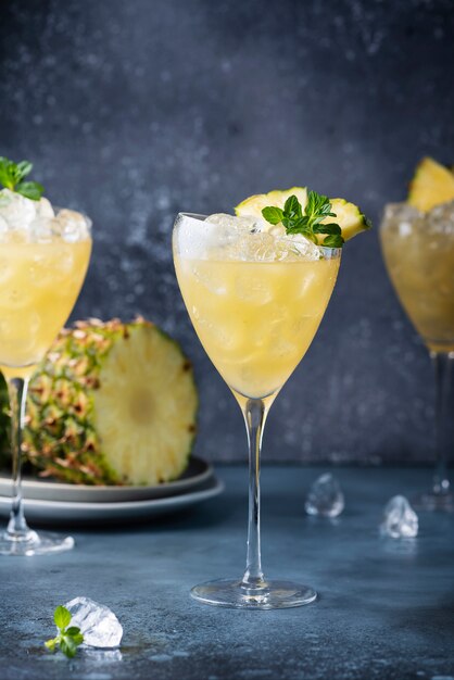 Cocktail con ananas