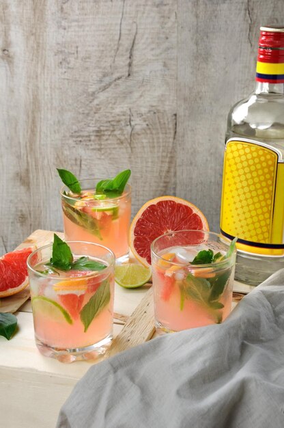 Cocktail di gin e pompelmo