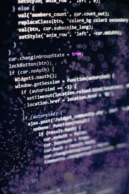Codice di programmazione sullo schermo del computer. Sviluppo software. Scrivere il codice del programma sul computer.