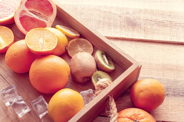 Colazione da diversi tipi di frutta