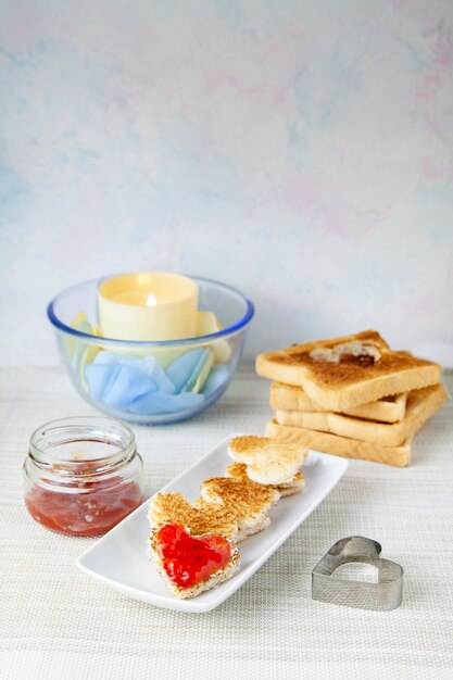 Colazione romantica con candela