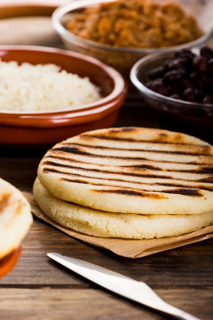 Colazione tipica dei paesi dell'America Latina Arepa