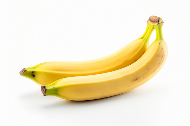 Collage di fette di banane isolate su uno sfondo bianco