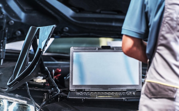 Collegare l'auto al computer