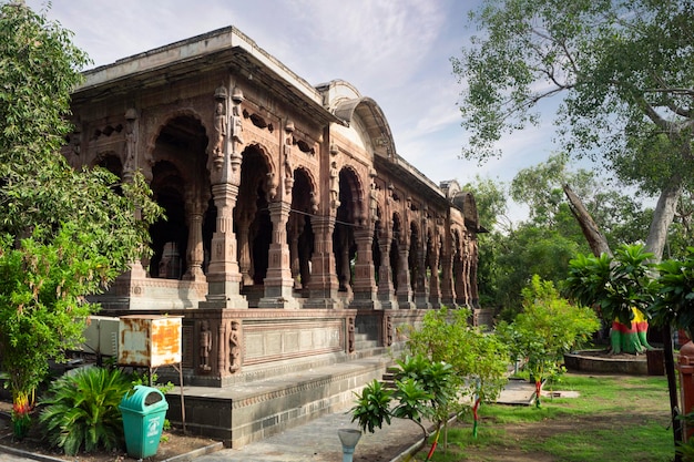 Colonne Archi di Krishnapura Chhatri Indore Madhya Pradesh Architettura indiana Architettura antica di templi indiani