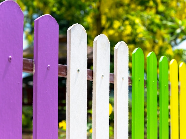 Colore staccionata in legno