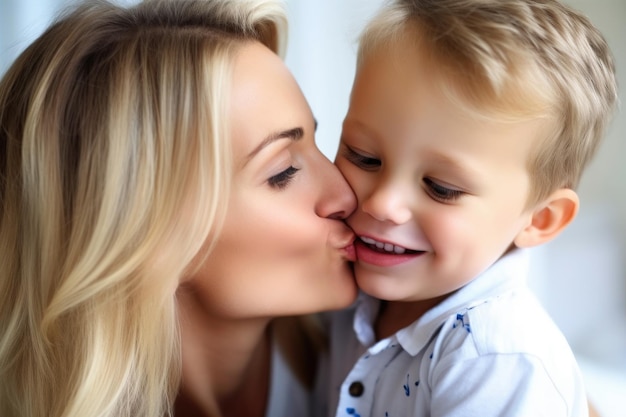 Colpo del primo piano di una giovane madre che bacia suo figlio sulla guancia creato con l'IA generativa