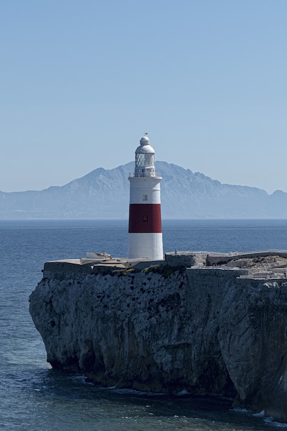 Colpo verticale del faro della Trinity House, Gibilterra