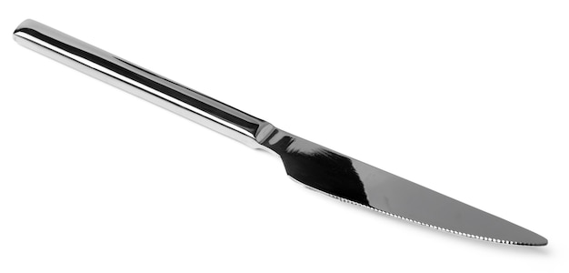 Coltello da pranzo d'argento isolato