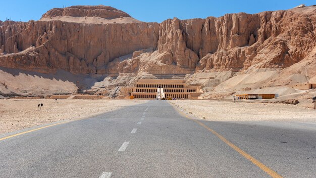 Complesso di Deir al-Bahari e il tempio di Hatshepsut, Luxor, Egitto