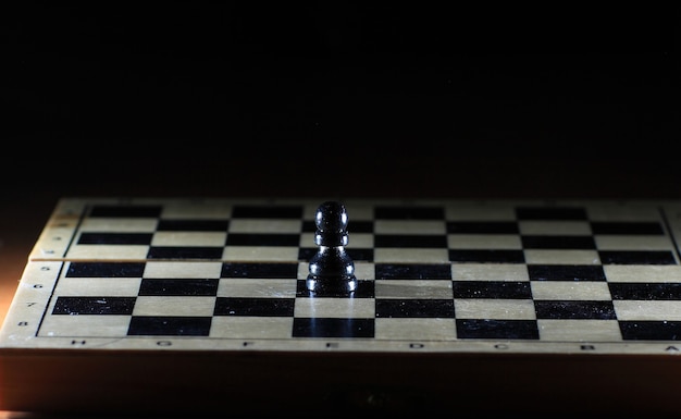 Composizione con scacchi