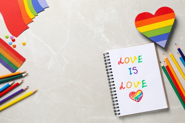 Composizione per lo spazio della comunità Pride e LGBTQ per il testo