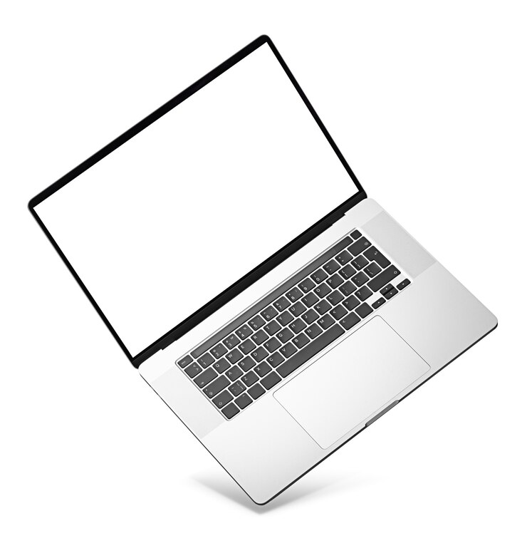 Computer portatile con schermo vuoto isolato su sfondo bianco.