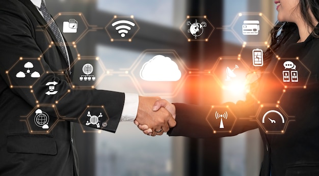 Comunicazione avanzata e connessione di rete Internet globale in smart city