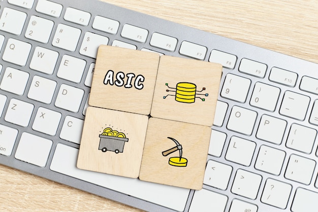 Concept asic o circuito integrato specifico per l'applicazione con icone astratte.