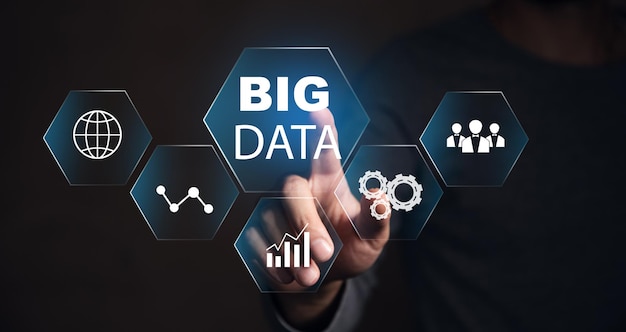 Concetto di Big Data Icone sullo schermo virtuale