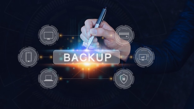 Concetto di business della tecnologia di backup per l'archiviazione dei dati su Internet Tecnologia cloud Archiviazione dei dati Concetto di servizi di rete e Internet