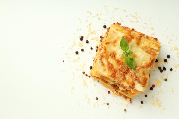 Concetto di cibo delizioso spazio per lasagne per il testo