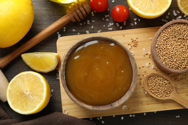 Concetto di cibo gustoso con salsa vista dall'alto