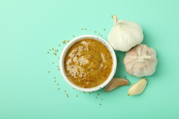 Concetto di cibo gustoso con salsa vista dall'alto