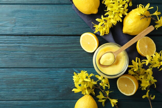 Concetto di cibo gustoso con spazio per testo cagliata di limone