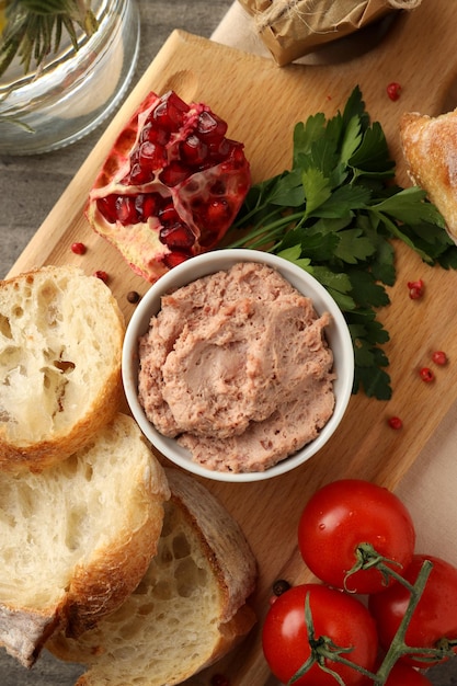 Concetto di cibo gustoso con vista dall'alto del patè