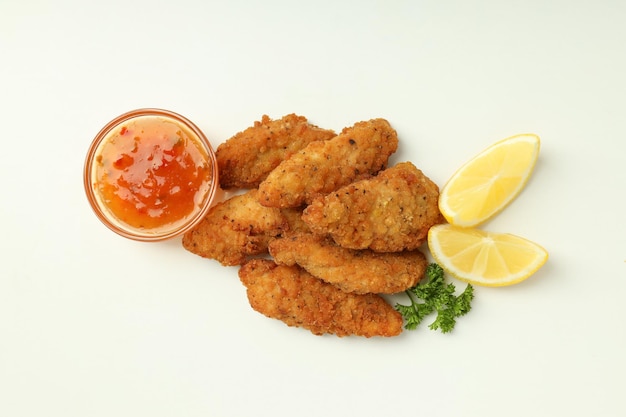 Concetto di cibo gustoso con vista dall'alto di strisce di pollo