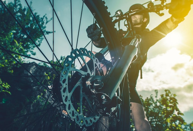 Concetto di ciclismo estremo