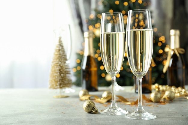 Concetto di festa di Capodanno con champagne.
