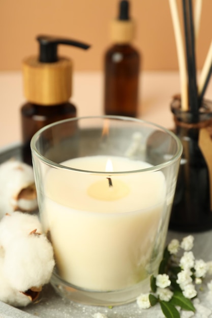 Concetto di relax con candela aromatica da vicino