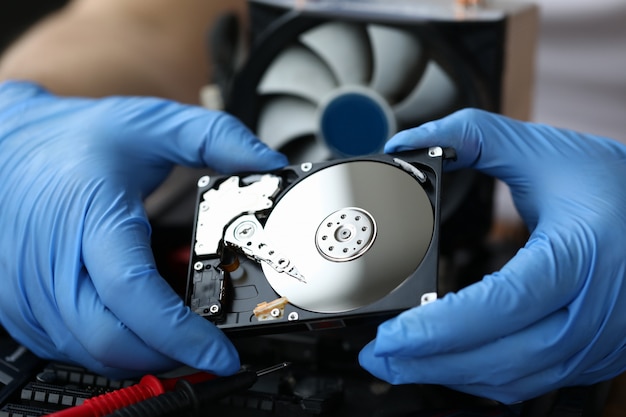 Concetto di servizio di riparazione pc Hdd
