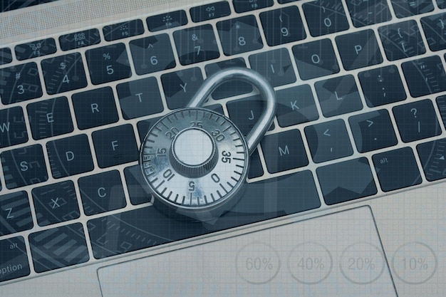 Concetto di sicurezza del computer Padlock on Keyboard